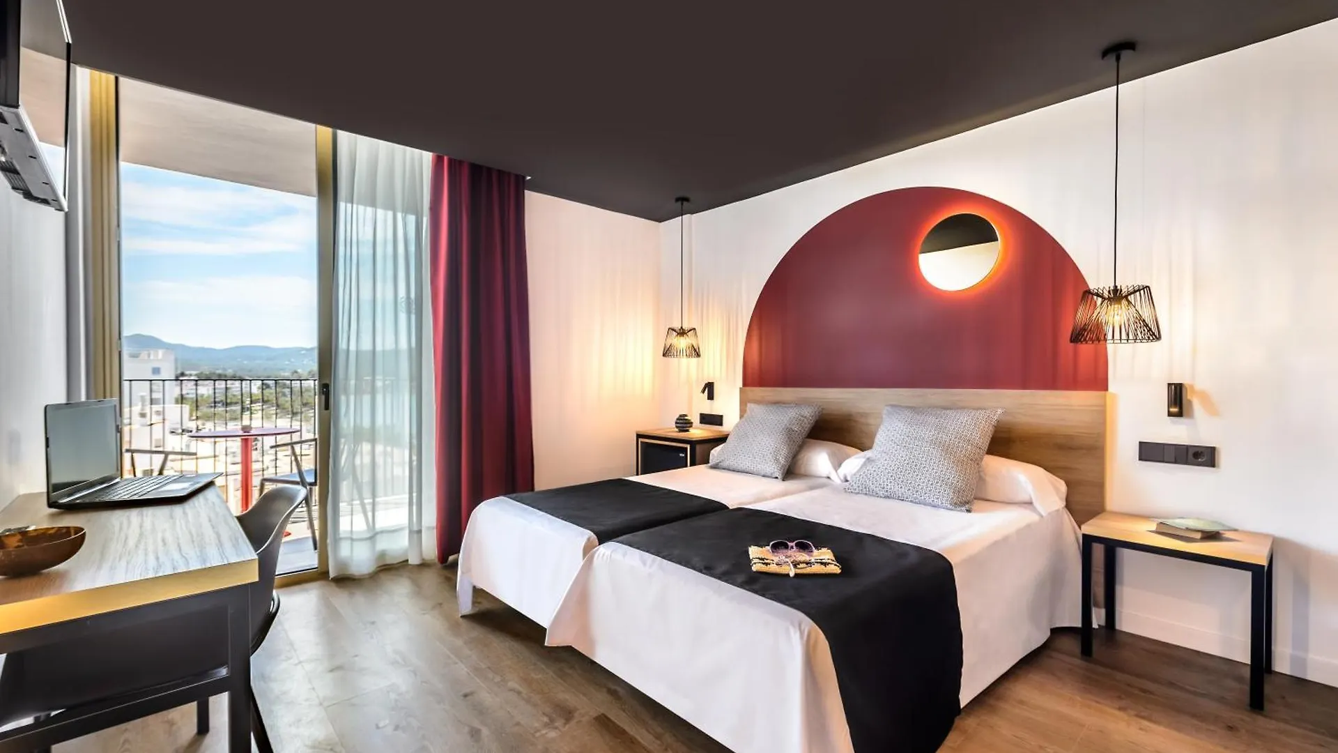 ****  Hotel Piscis Park - Solo adultos San Antonio Abad España