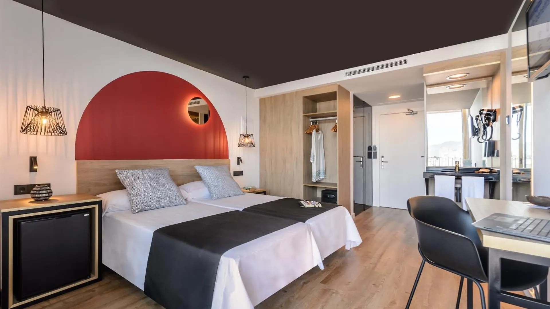 Hotel Piscis Park - Solo adultos San Antonio Abad 4*,